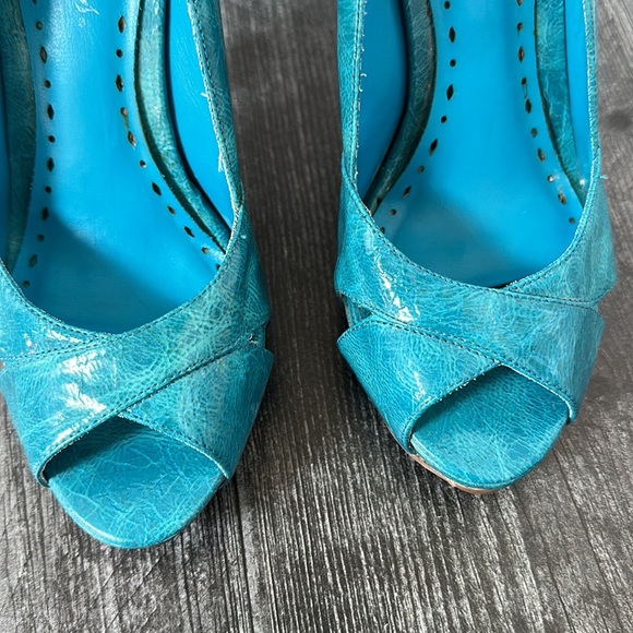 Turquoise platform heels size 5.5 - Picture 5 of 6